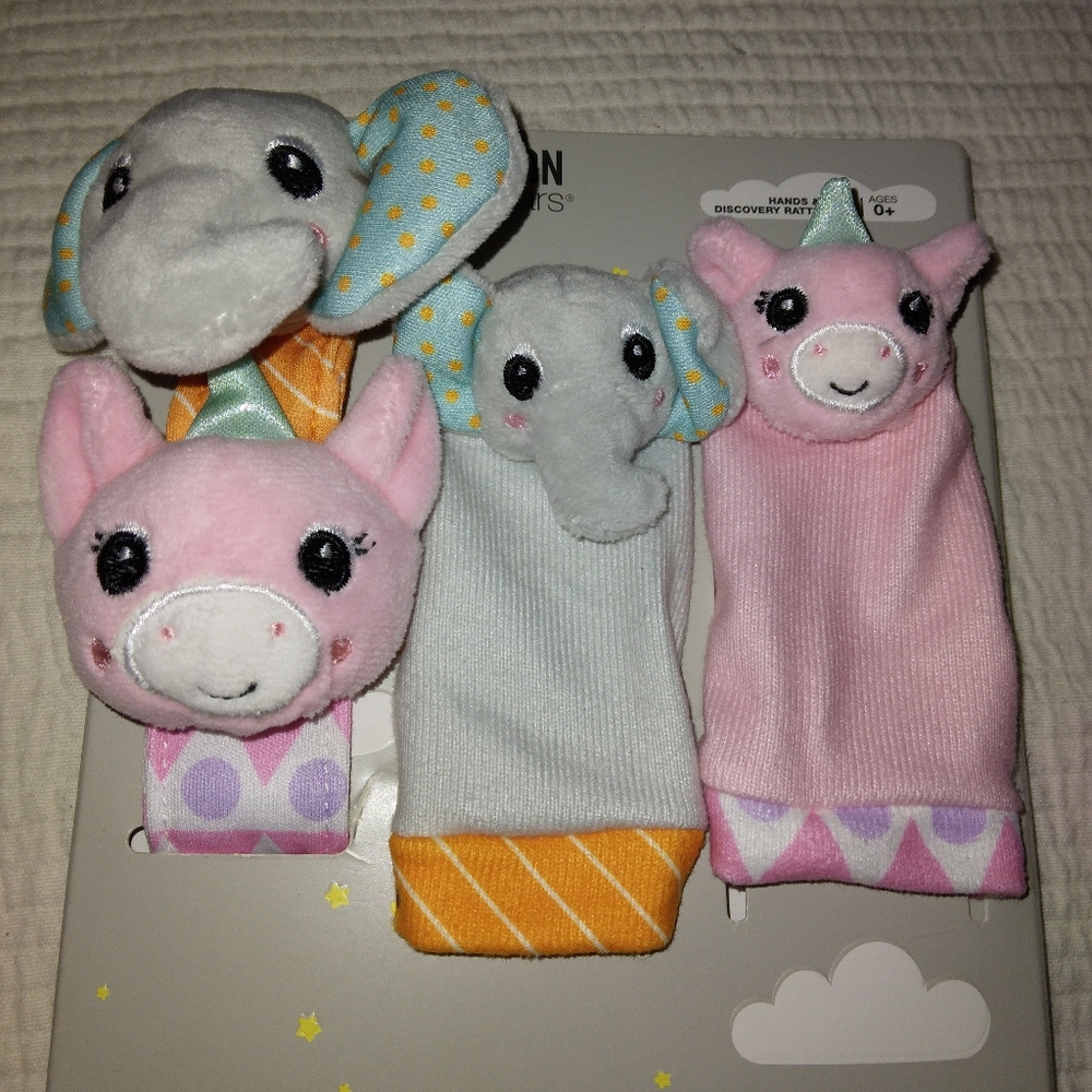 Moon and stars feet rattles